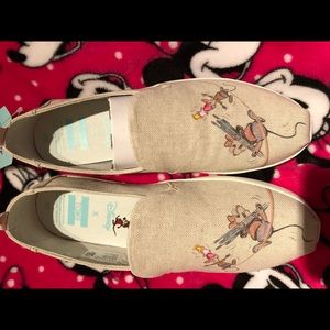 Disney Cinderella Toms size 9 W